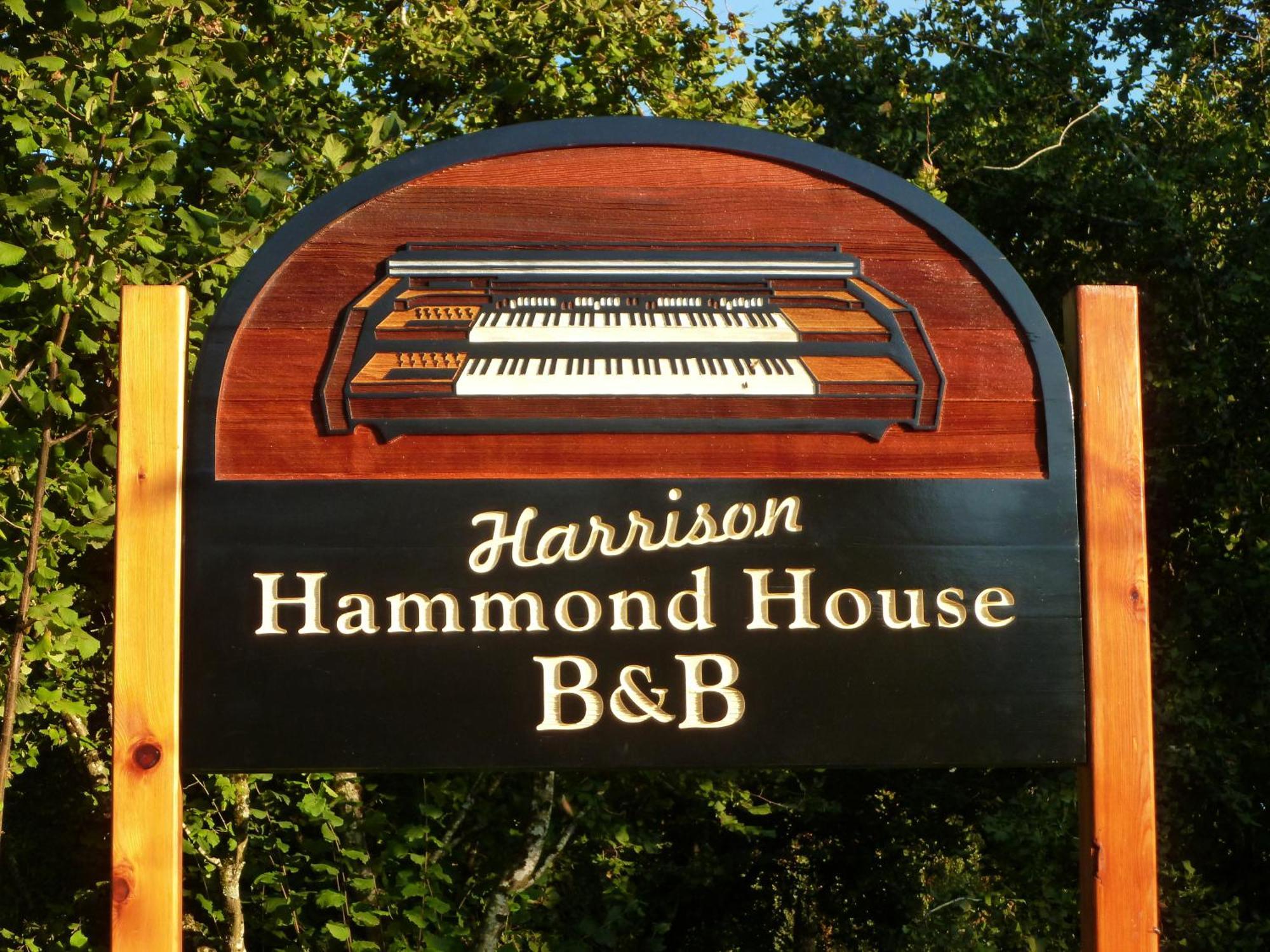 Harrison Hammond House Farmstay Bed & Breakfast 3*