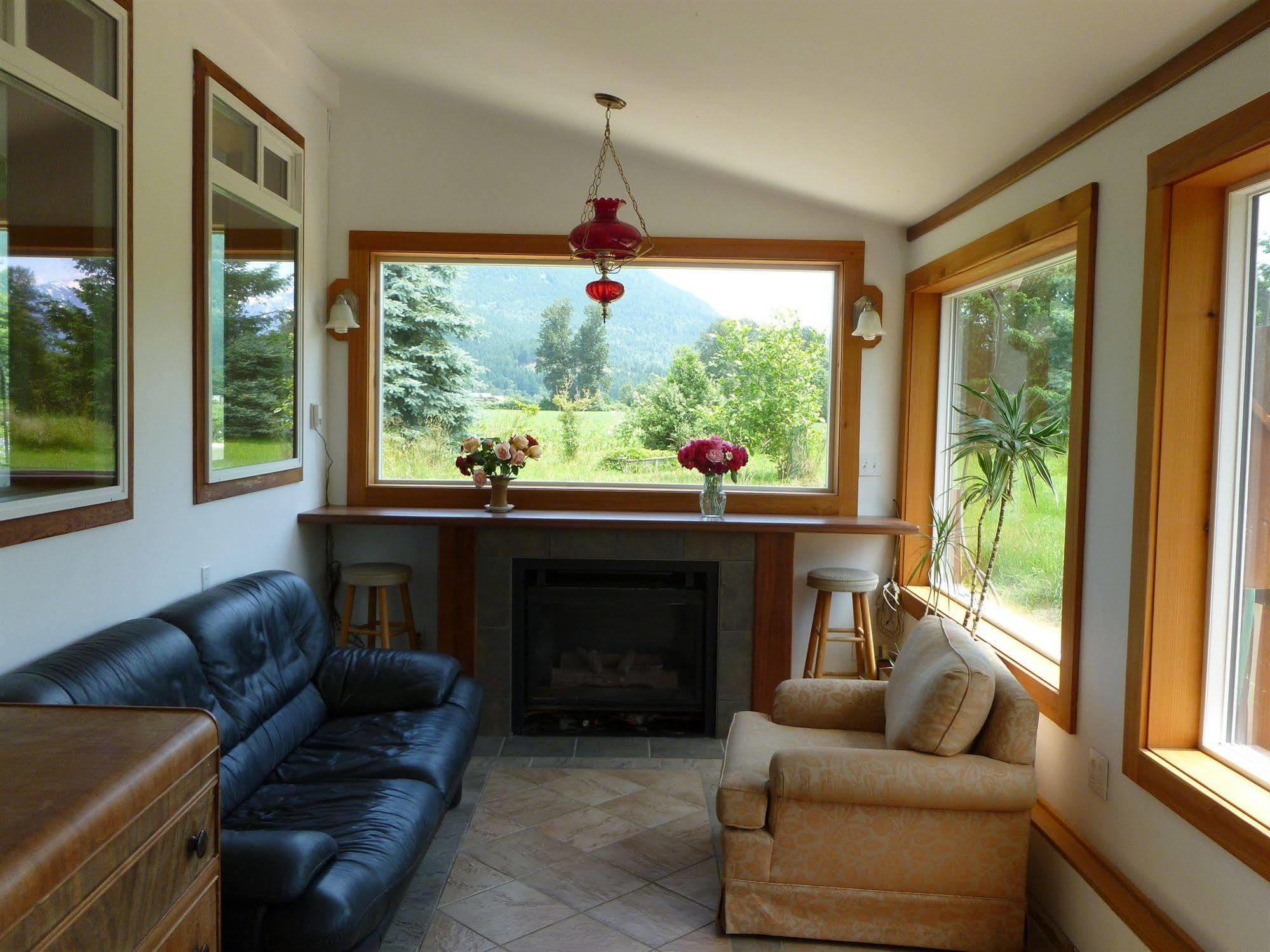 Harrison Hammond House Farmstay 3*